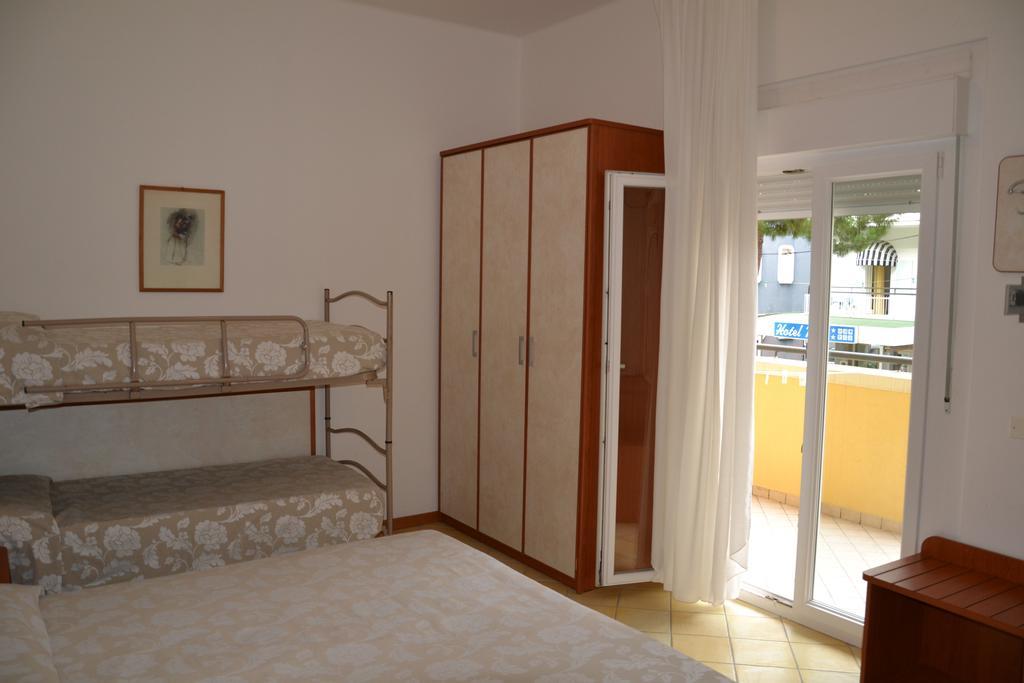 Hotel Ariston Misano Adriatico Δωμάτιο φωτογραφία